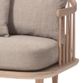 刷白油裝橡木椅架 + 淺褐色布料